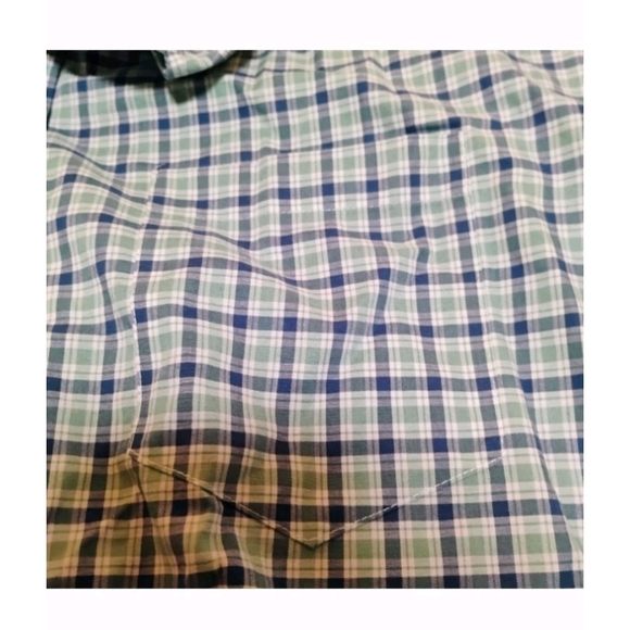 L.L. Bean Men's Green and White Plaid Shirt - Picture 4 of 7